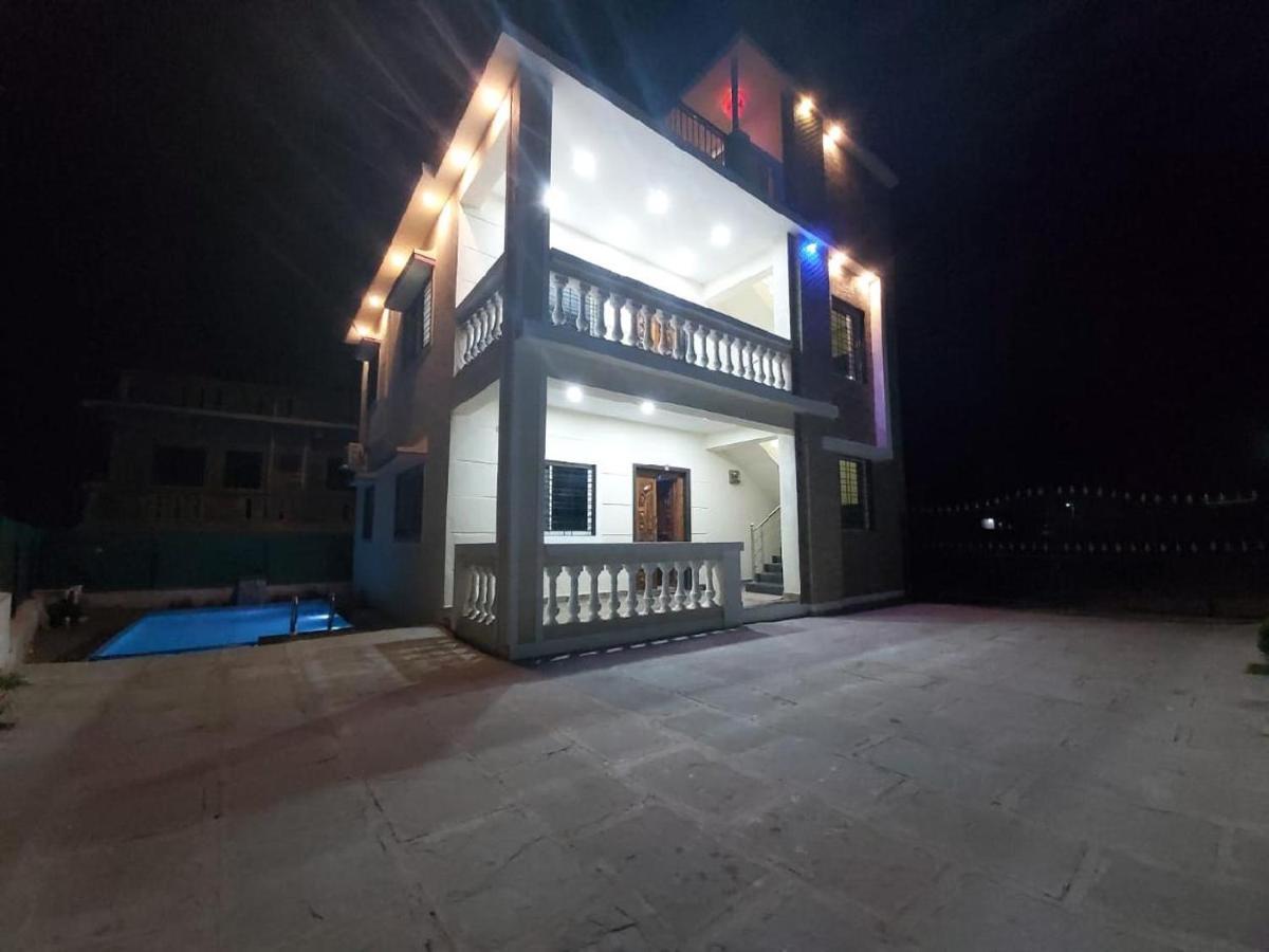 A2Zroomz Aarya Villa 4 Bhk Lonavala Exterior photo
